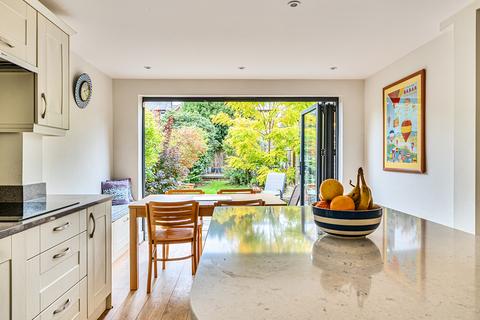 4 bedroom house for sale, Fengates Road, Redhill, RH1