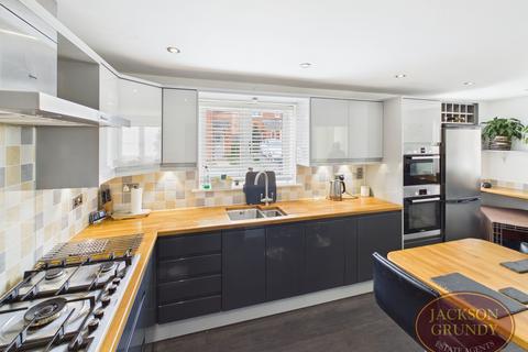 3 bedroom detached house for sale, Garner Close, Lower Harlestone, NN5 6WQ
