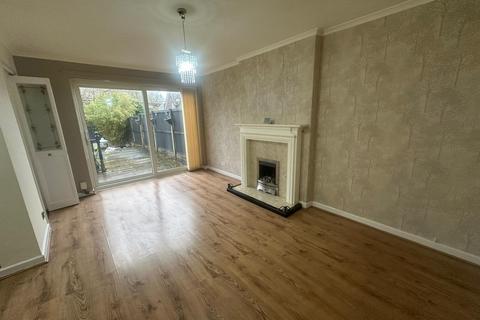 3 bedroom semi-detached house to rent, Mickleden Avenue, Preston, PR2
