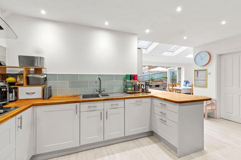 4 bedroom semi-detached house for sale, New Road, Princes Risborough HP27