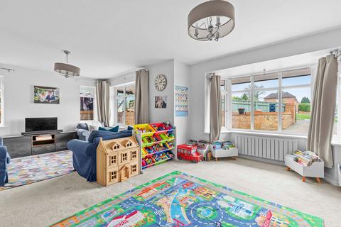 4 bedroom semi-detached house for sale, New Road, Princes Risborough HP27