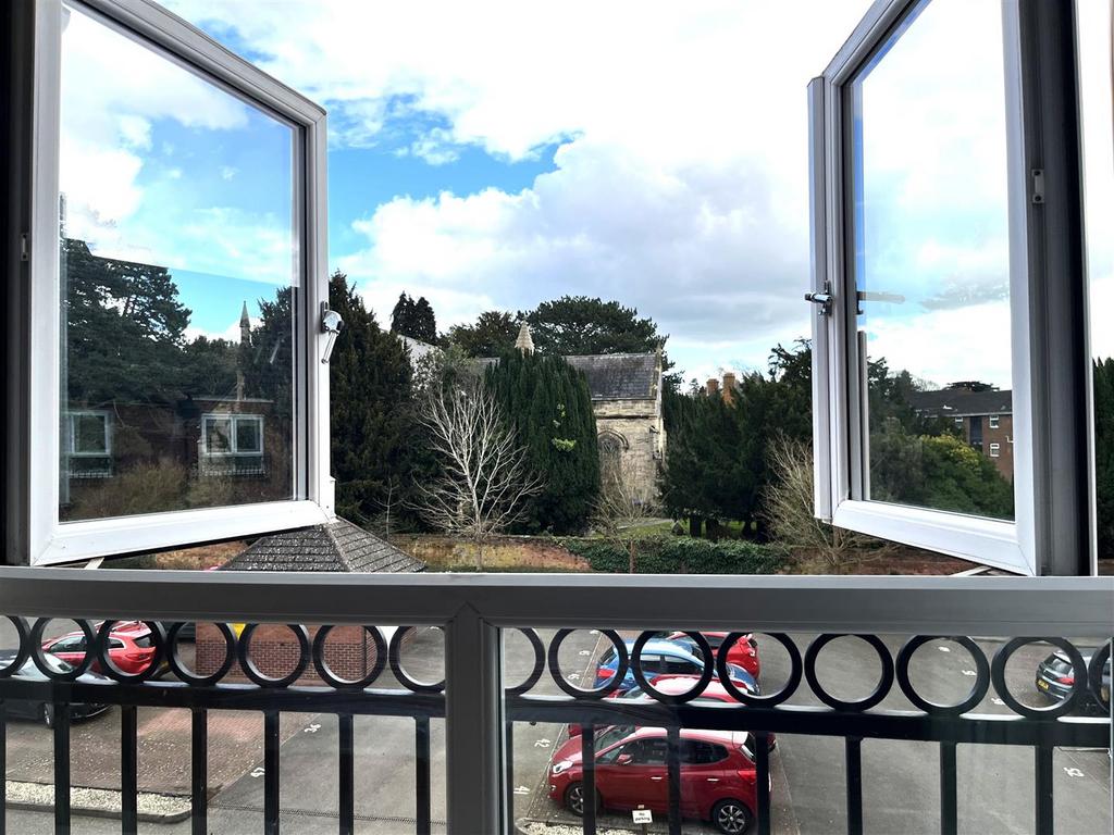 Bedroom1 window.JPG
