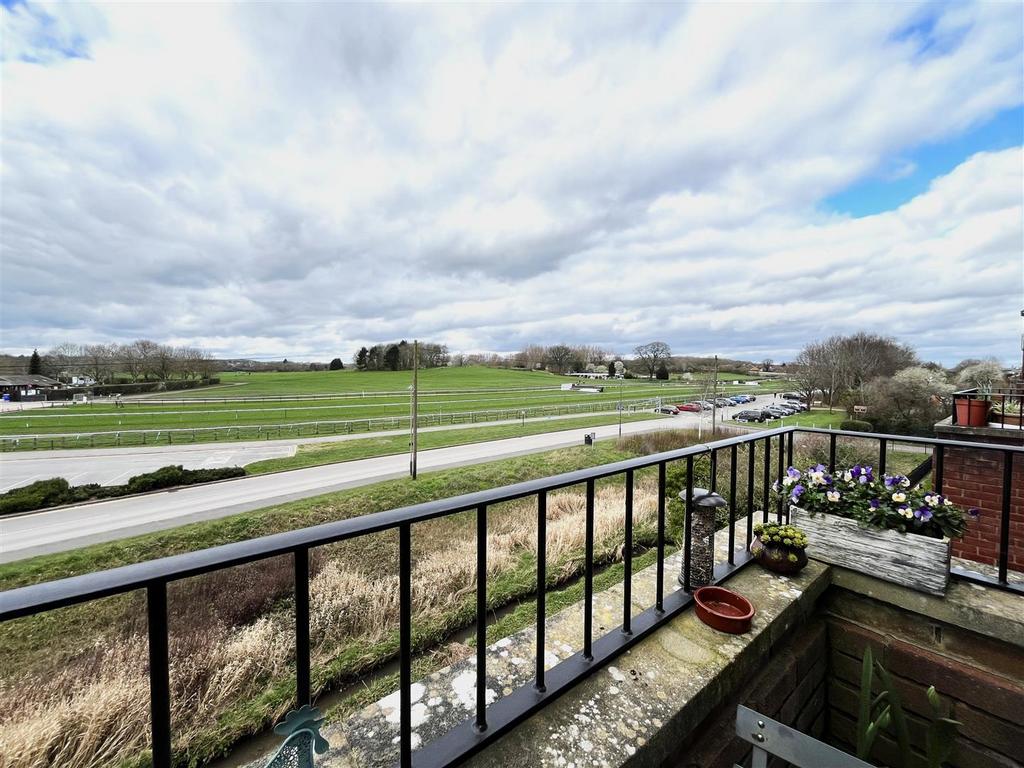 Balcony4.JPG