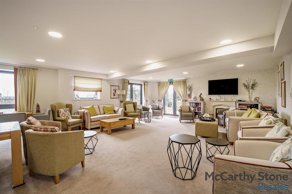 Homeowners Lounge