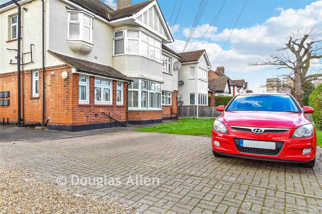 Driveway/Parking