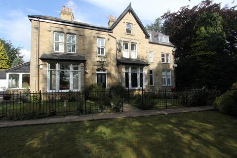 2 bedroom flat to rent, Old Park Road, Roundhay