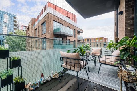 3 bedroom flat for sale, Rennie Street, London, SE10