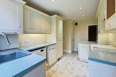 3 bedroom semi-detached house to rent, Gore Road, Slough SL1