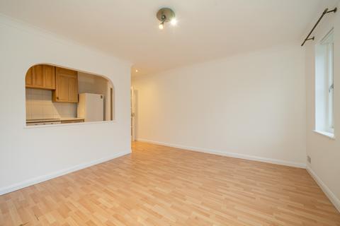 2 bedroom flat for sale, British Grove South, London, W4