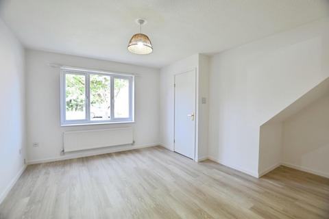 3 bedroom end of terrace house to rent, Gaunts Close, Portishead, Bristol