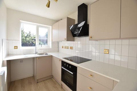 3 bedroom end of terrace house to rent, Gaunts Close, Portishead, Bristol