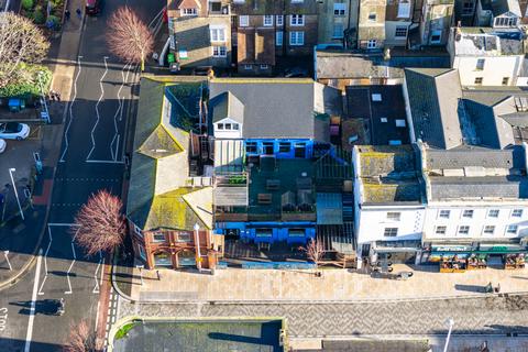 undefined, Worthing BN11
