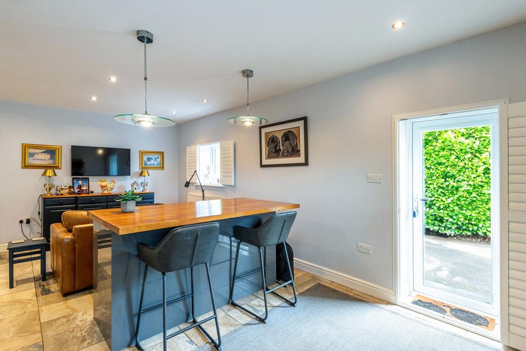 Dining Kitchen