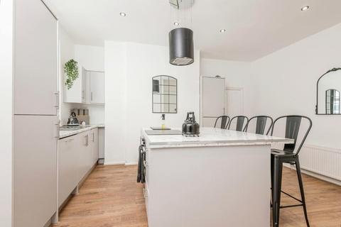 3 bedroom end of terrace house for sale, High Spring Road, Thwaites Brow, Keighley, BD21