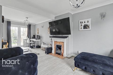 undefined, Lakeside, Rainham