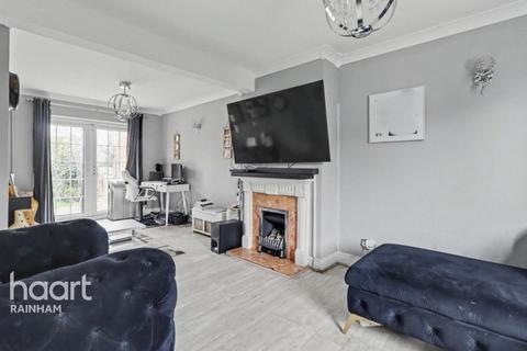 undefined, Lakeside, Rainham