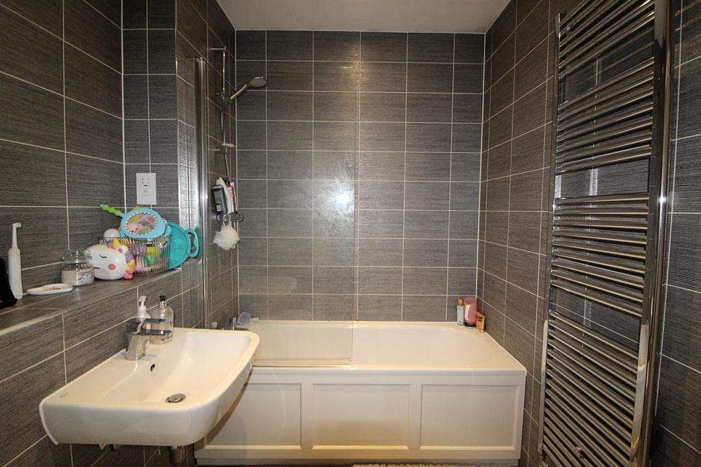 E bath 2.jpg