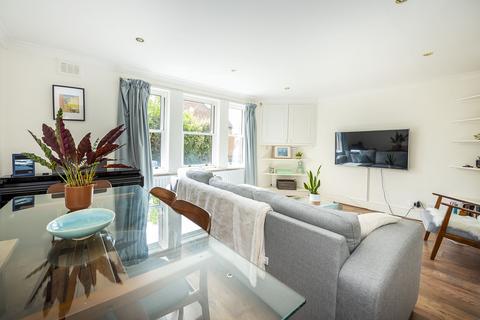 1 bedroom flat for sale, Upper Richmond Road, London, SW15