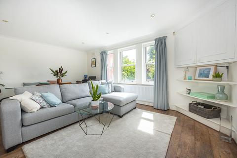 1 bedroom flat for sale, Upper Richmond Road, London, SW15
