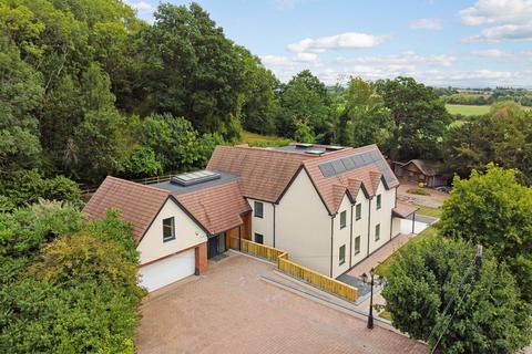 undefined, Wood Norton, Fladbury, WR11