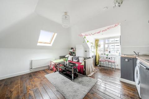 2 bedroom flat for sale, Springfield Road, Kingston Upon Thames, KT1