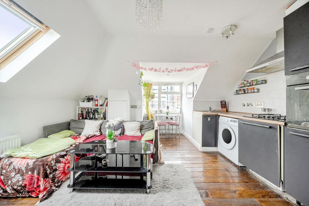 Kitchen/Living Room