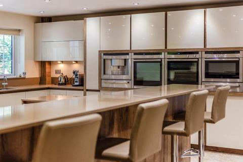 undefined, Fitzroy Road, Fleet, GU51