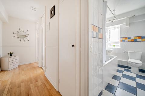 2 bedroom flat for sale, Shaftesbury House, Moscow Road, London, W2