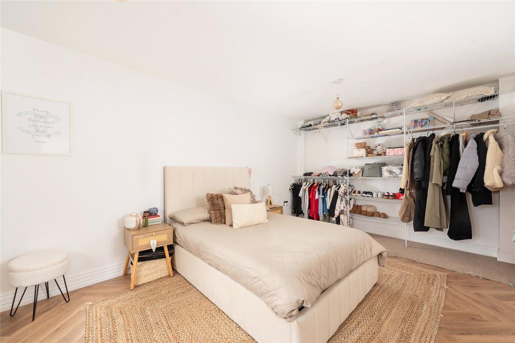 Bedroom 2/Family Rm