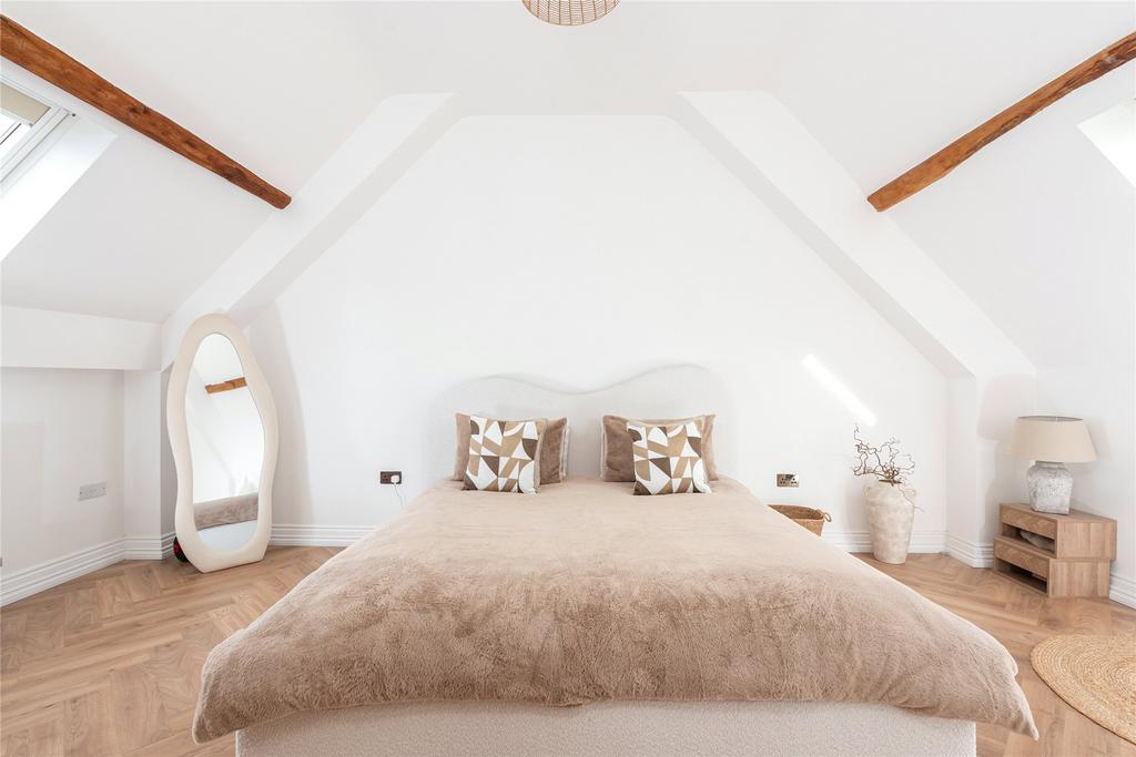 Principal Bedroom
