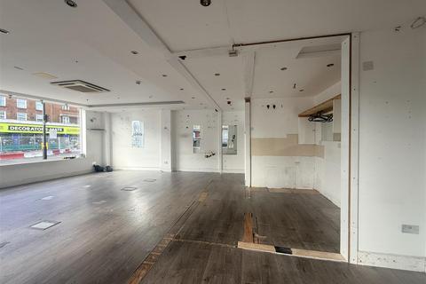 Property to rent, Streatham Hill, London