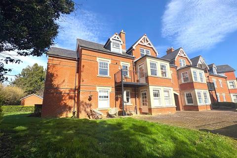 undefined, Westlecot Road, Old Town, Swindon