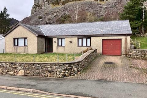 3 bedroom house for sale, Dolgarreg Ddu, Blaenau Ffestiniog