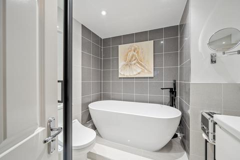 undefined, Weston Drive, Caterham, CR3