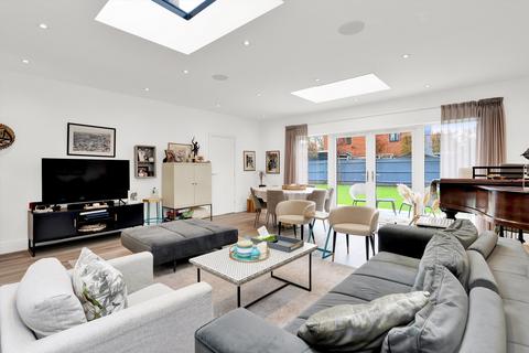 undefined, Bridges Avenue, East Molesey, Surrey KT8