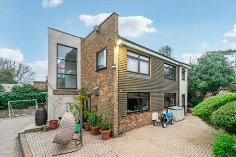 undefined, Fitzgeorge Avenue, New Malden, KT3