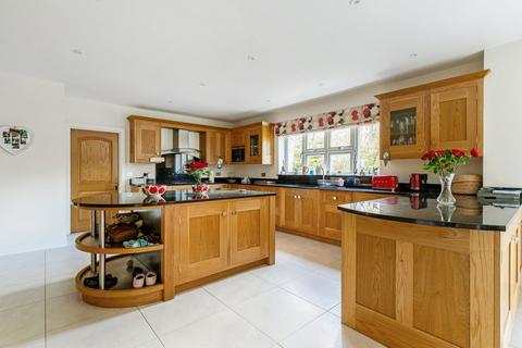 undefined, West Green Road, Hook, RG27