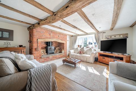 4 bedroom house for sale, Tonbridge Road, Hildenborough, TN11