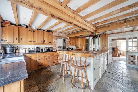 4 bedroom house for sale, Tonbridge Road, Hildenborough, TN11