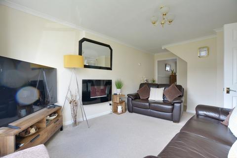 3 bedroom semi-detached house for sale, Hillmead, Gossops Green, RH11