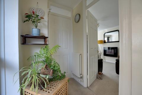 3 bedroom semi-detached house for sale, Hillmead, Gossops Green, RH11