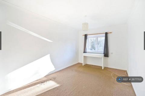 undefined, Coniston Close, London, SW20