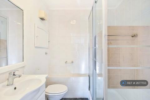 undefined, Coniston Close, London, SW20