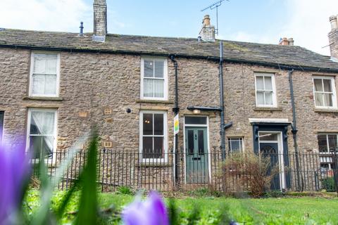 2 bedroom cottage for sale, 6 Church Walk, Kirkby Stephen, CA17 4RA