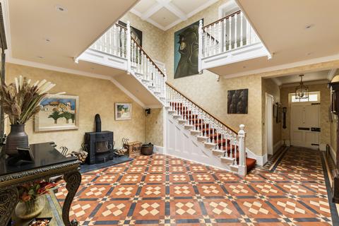 8 bedroom house for sale, Church Road, Butlers Marston, CV35