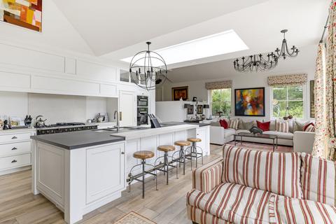 8 bedroom house for sale, Church Road, Butlers Marston, CV35