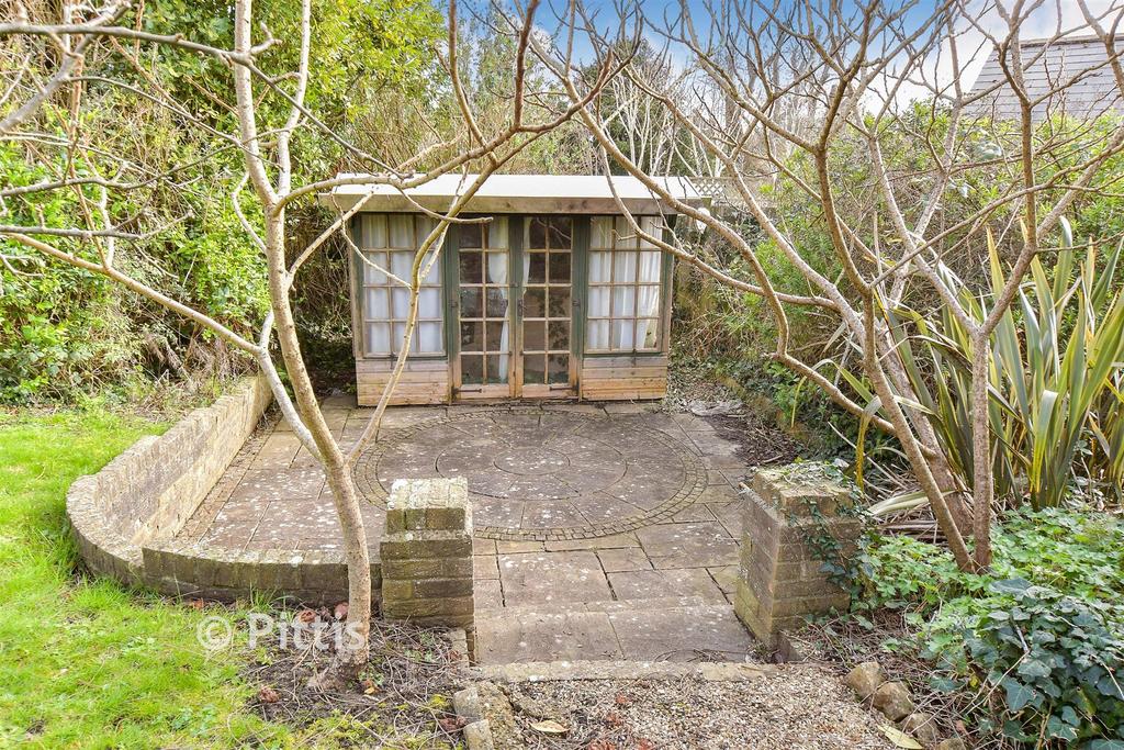 Workshop/Outbuildings