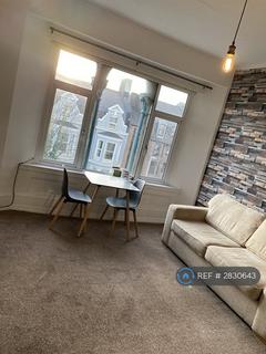 2 bedroom flat to rent, Woodland Terrace, Plymouth, PL4