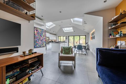 4 bedroom semi-detached house for sale, Laurel View, Woodside Park