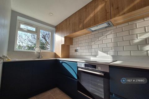 1 bedroom flat to rent, Green Acres, Croydon, CR0